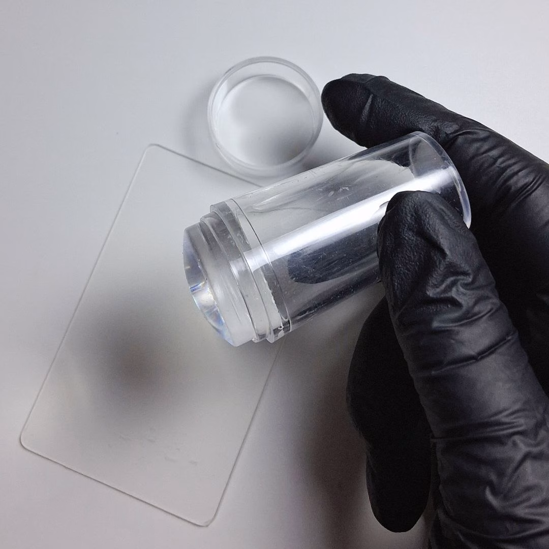 Sello alto 2,2 cm de diametro silicona rígida con raspador